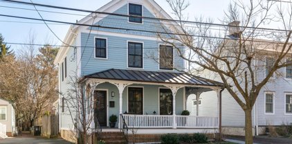 31 Chestnut St, Princeton