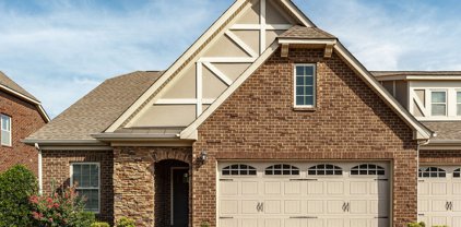 1011 Prestwick Lane, Gallatin