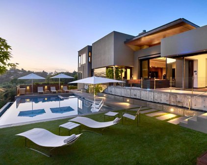 24301 Elise CT, Los Altos Hills