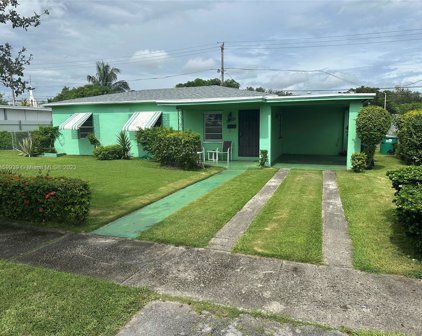 14500 Carver Dr, Miami