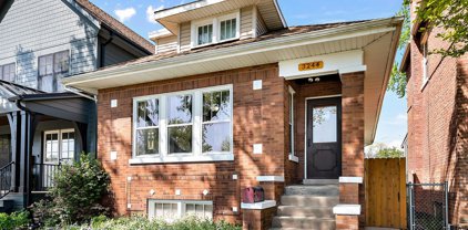 3244 Elm Avenue, Brookfield