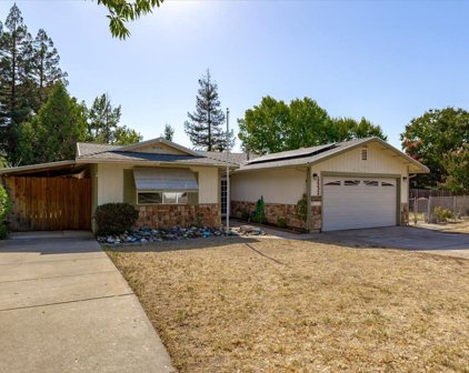 5532 Sparas Street, Loomis