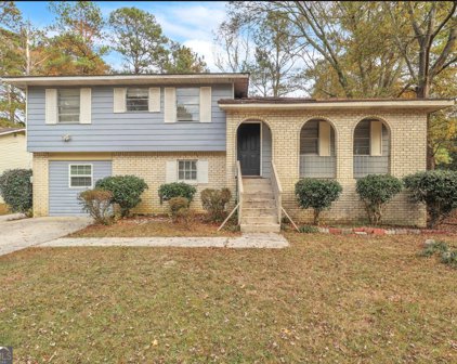 6665 Buckhurst Trail, South Fulton