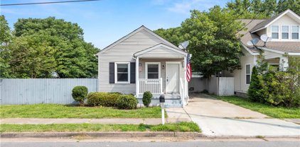 1050 Kane Street, East Norfolk