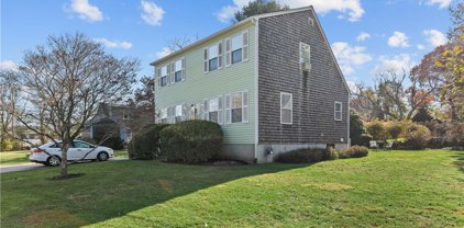 16 Serenity Way, South Kingstown