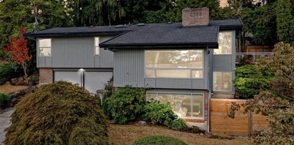 1822 138th Place SE, Bellevue