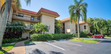 200 Jacaranda Country Club Dr Unit #2B, Plantation