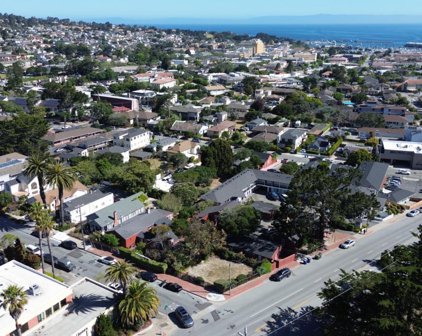 120 Carmelito AVE, Monterey
