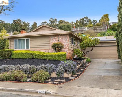 4935 Stacy St, Oakland