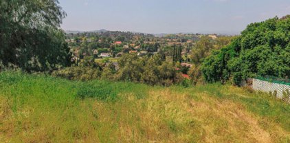 0  Iglesia, Woodland Hills