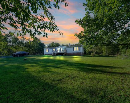 5313 Double Bridges Road, Appomattox