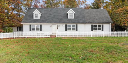 3375 Buchanan Trail West W, Greencastle