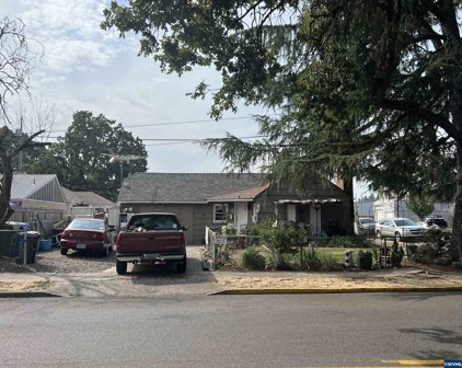 1410 Hines St, Salem