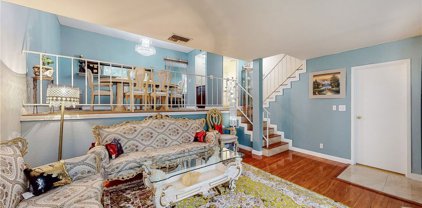 9950 Topanga Canyon Boulevard Unit 30, Chatsworth