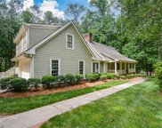 255 Oakleaf Circle, Roswell image