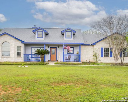 1919 County Road 357, La Vernia