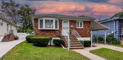 38 Andros Ave, Staten Island