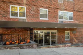 3030 Johnson Avenue Unit #1G