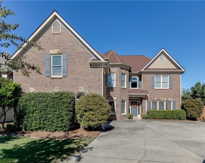 2570 Mossy Rock Place, Buford