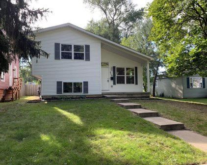3110 Emmaus Avenue, Zion