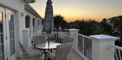365 Royal Caribbean Ct, St Augustine