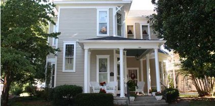 114 W Broadway St, Bardstown