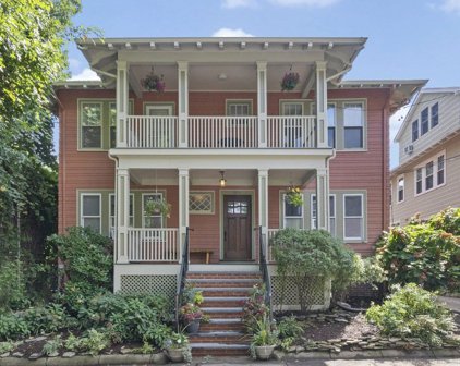 101 Stearns Rd Unit 2, Brookline