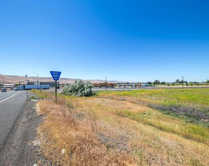 1 NKA Wine Country Road, Prosser