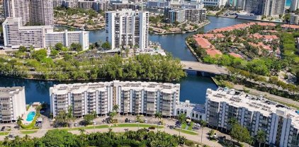 200 Diplomat Unit #333, Hallandale Beach