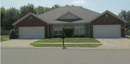142 Twin Brook Ct, Shelbyville
