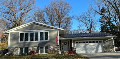 5665 Hathaway Lane, Minnetonka