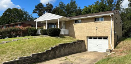 109 Aralia Dr, Monroeville