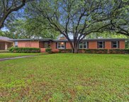6525 Calmont  Avenue, Fort Worth image