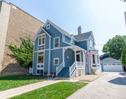 6733 N Greenview Avenue, Chicago image