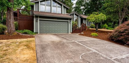 1240 Panorama Ct, Salem