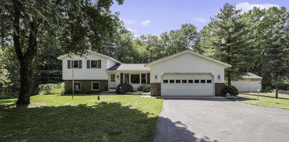 7549 Courtland Drive NE, Rockford