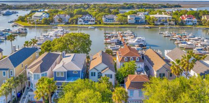 33 Yacht Harbor Court, Isle Of Palms