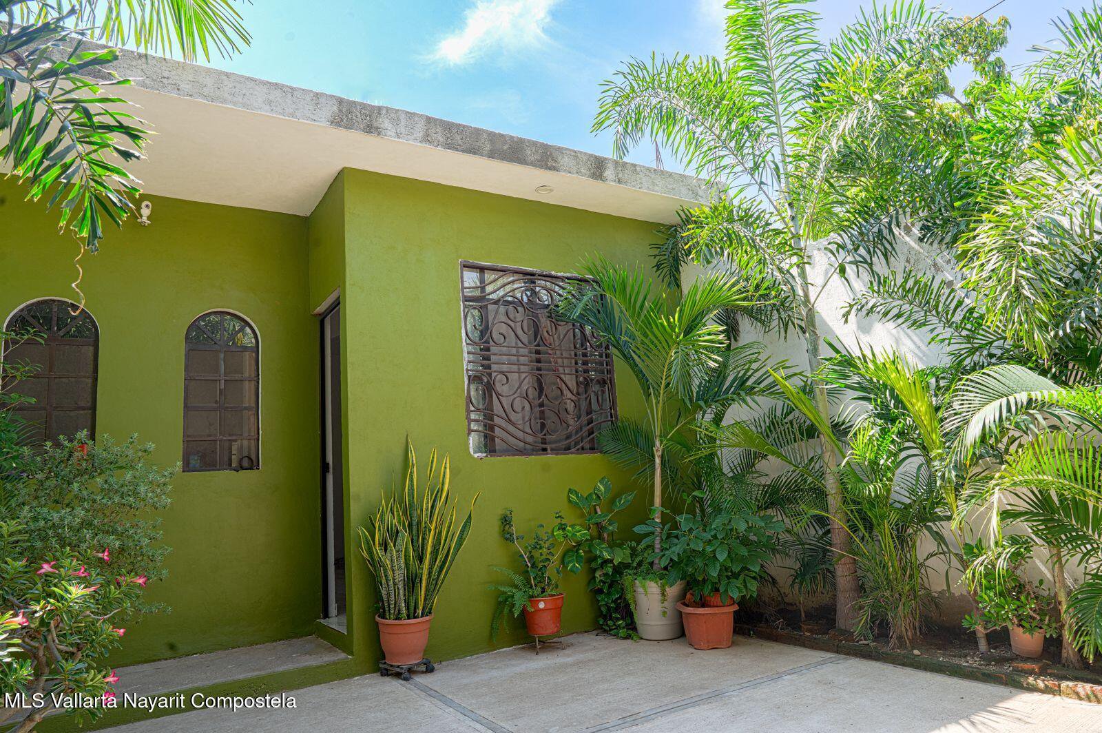 542 Noruega calle Unit 1, Puerto Vallarta, JALISCO N/A — El Magisterio