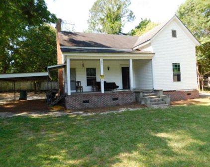 103 W PINSON ST, Sylvester