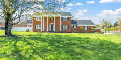 7325 Old Clinton Pike, Knoxville