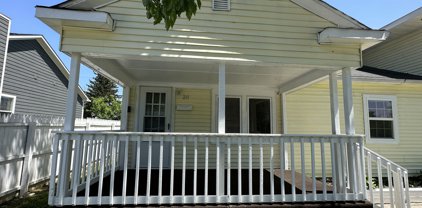 211 Taylor Street, Mooresville