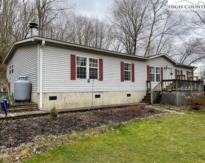 4430 Laurel Creek Road, Banner Elk