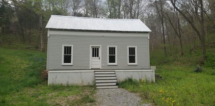 1050 McCormick Rd, Clarksville