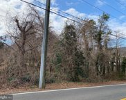 6126 Valley View Dr, Alexandria image