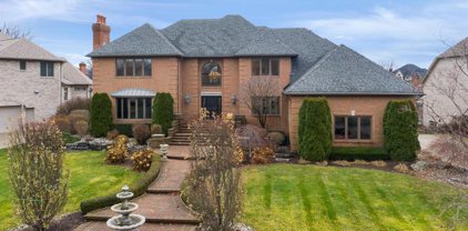 54564 Queensborough, Shelby Twp