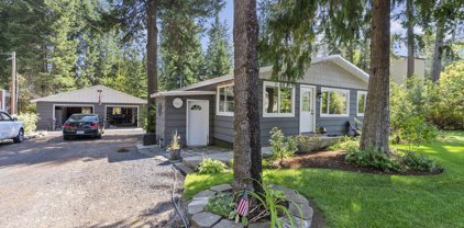 482 Sacheen Terrace Dr, Newport