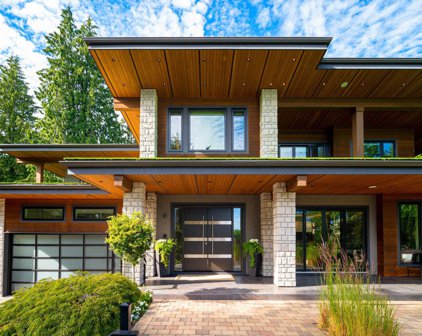 3905 Southridge Avenue, West Vancouver