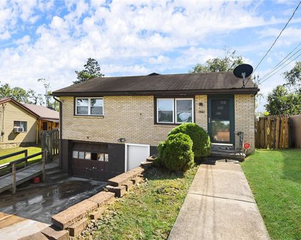 6378 Lowell Dr, Verona