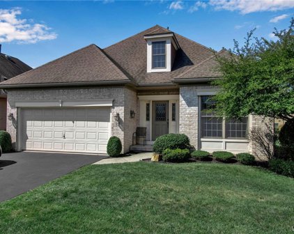 37 Haverford Lane, Amherst