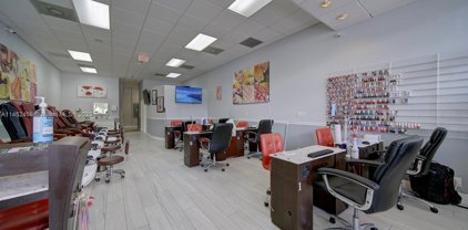 Nail Salon with Beauty Services In Doral, Doral
